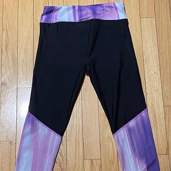 Under Armor Woman’s Compression Black Leggings S - Picture 10 of 12